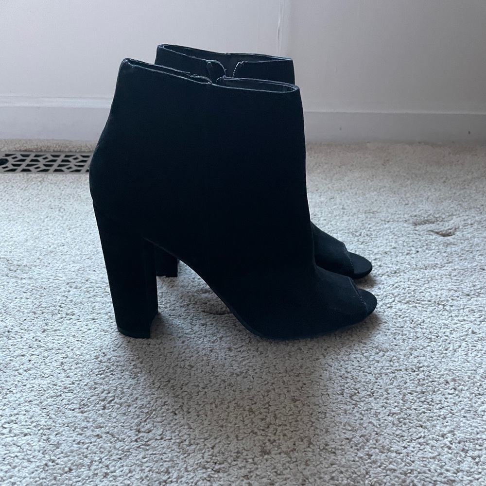 Peep Toe booties